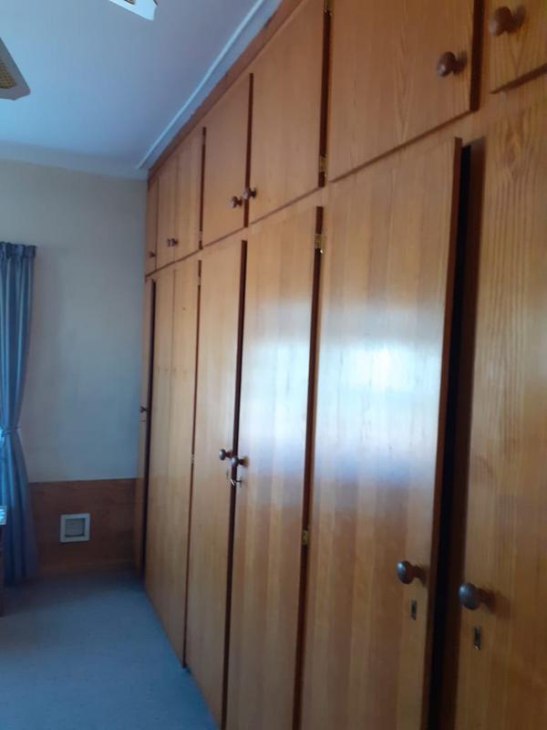 4 Bedroom Property for Sale in Albertinia Western Cape